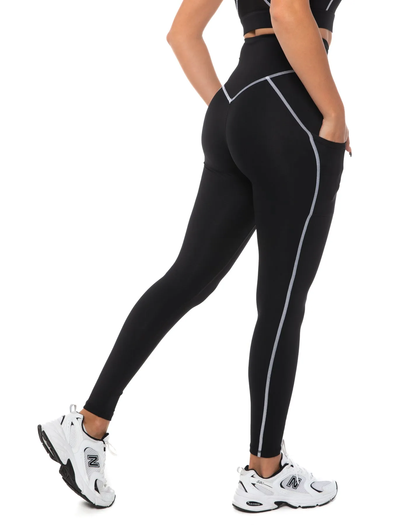 Activ Ascend Tights - Black / White