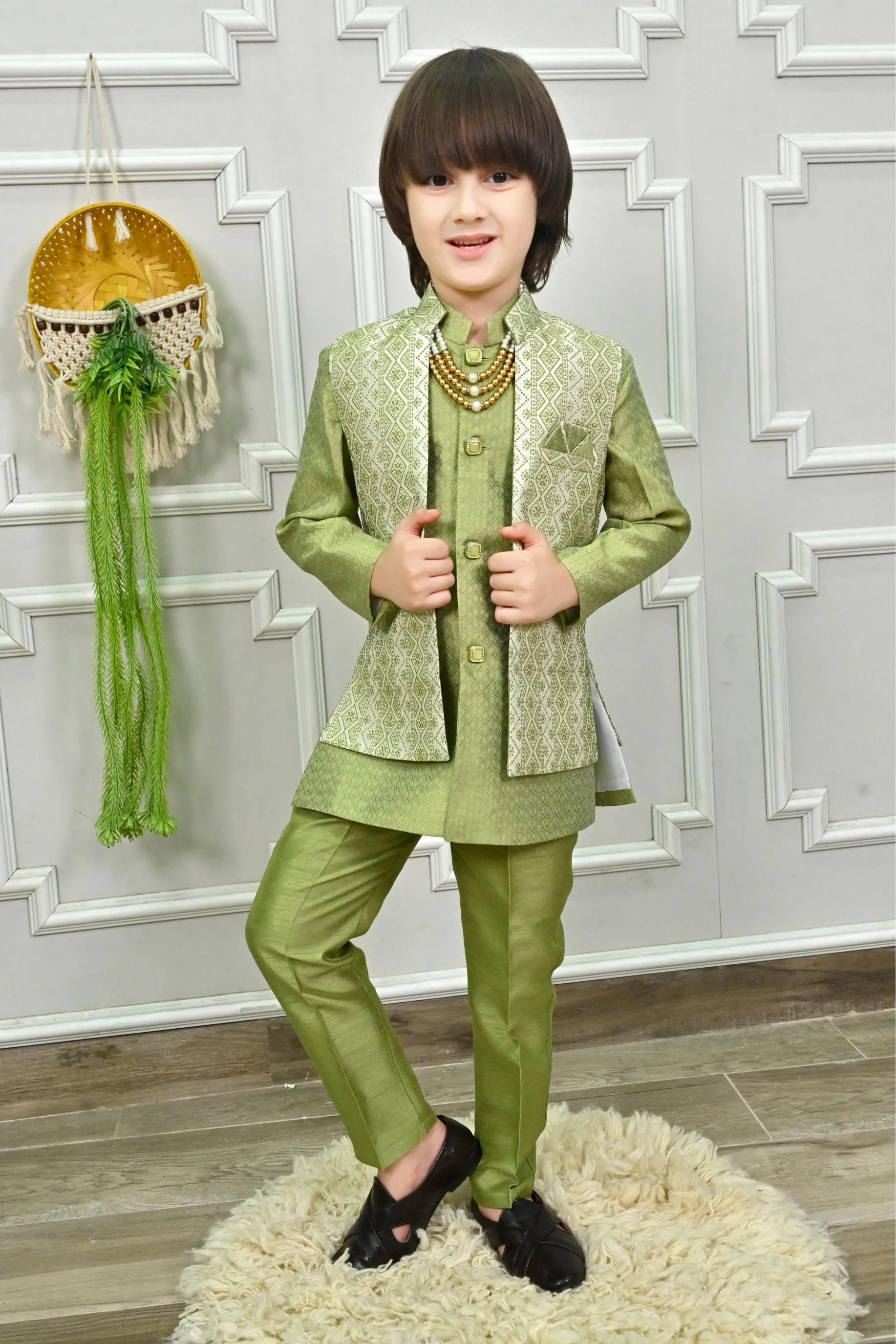 Ahhaaaa Ethnic Zari Work Indo-Western Printed Kurta, Waistcoat and Pajama 3-Piece Set for Boys