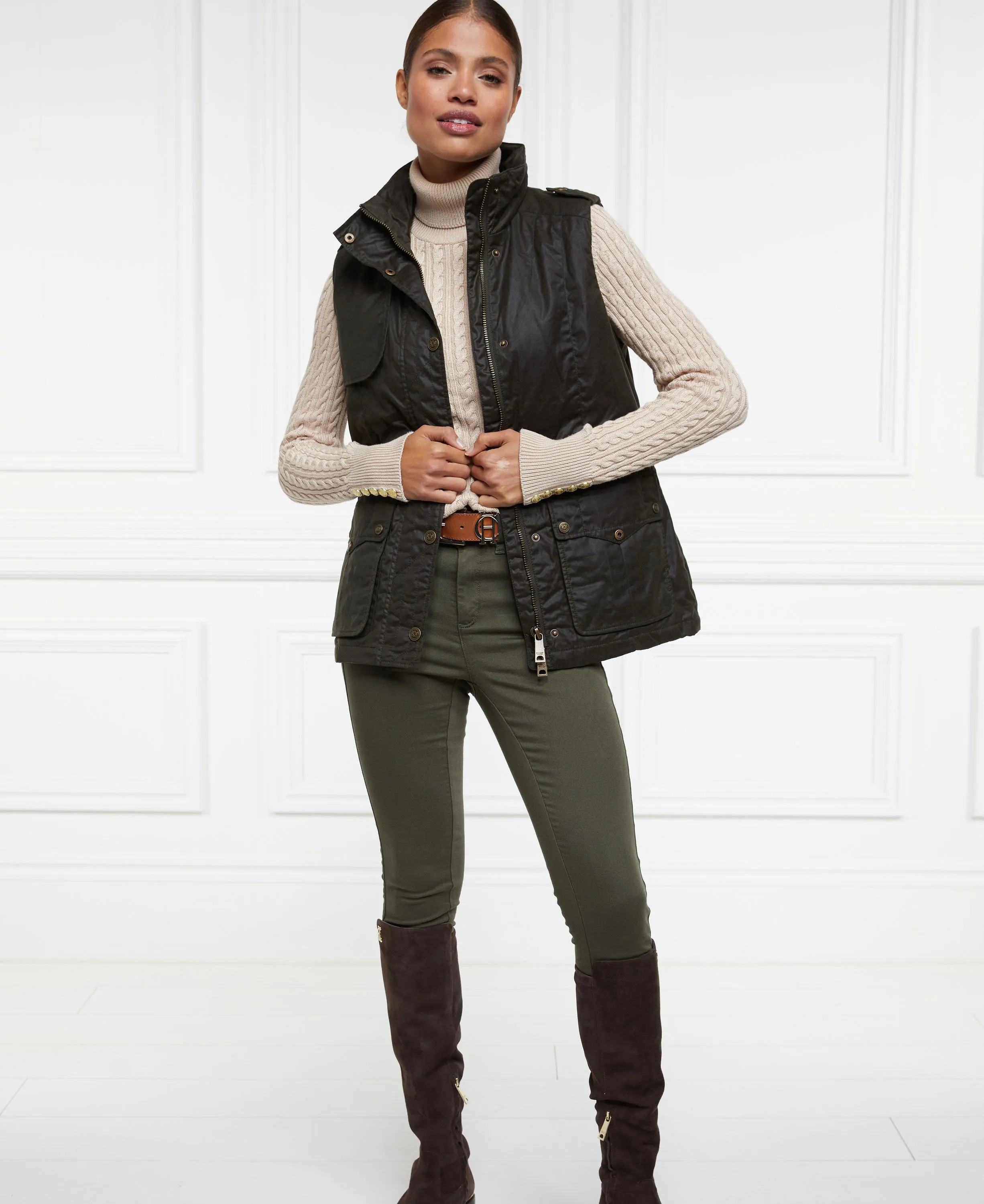 Alma Wax Gilet - Dark Olive