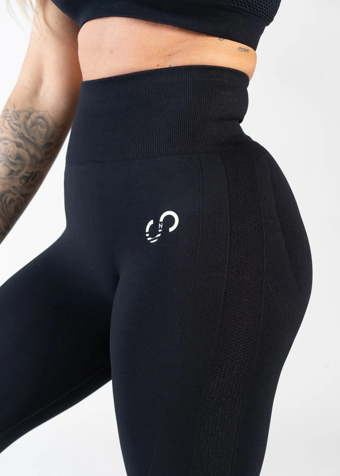 Contour Seamless Leggings | Black