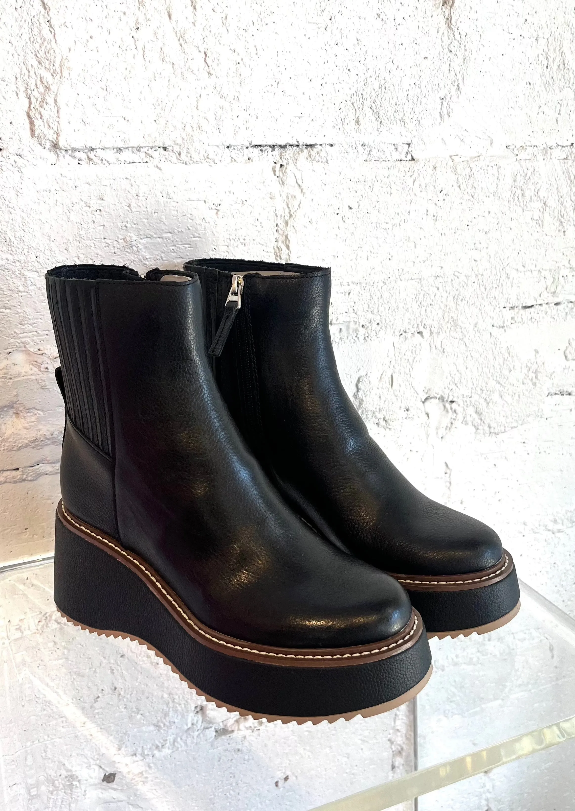 Dolce Vita Hilde Boots