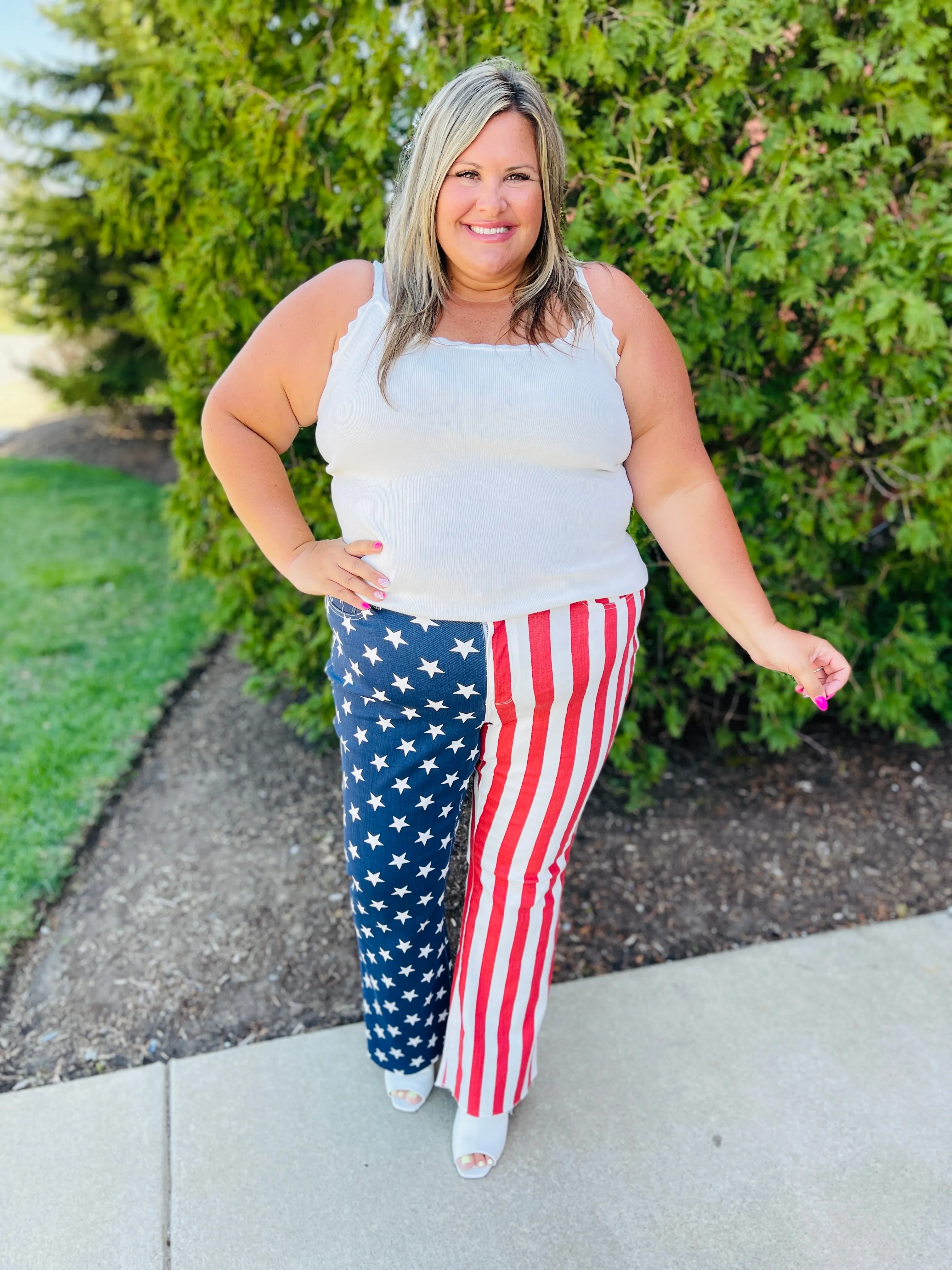 Judy Blue REG/CURVY Star Spangled Babe Flare Jeans