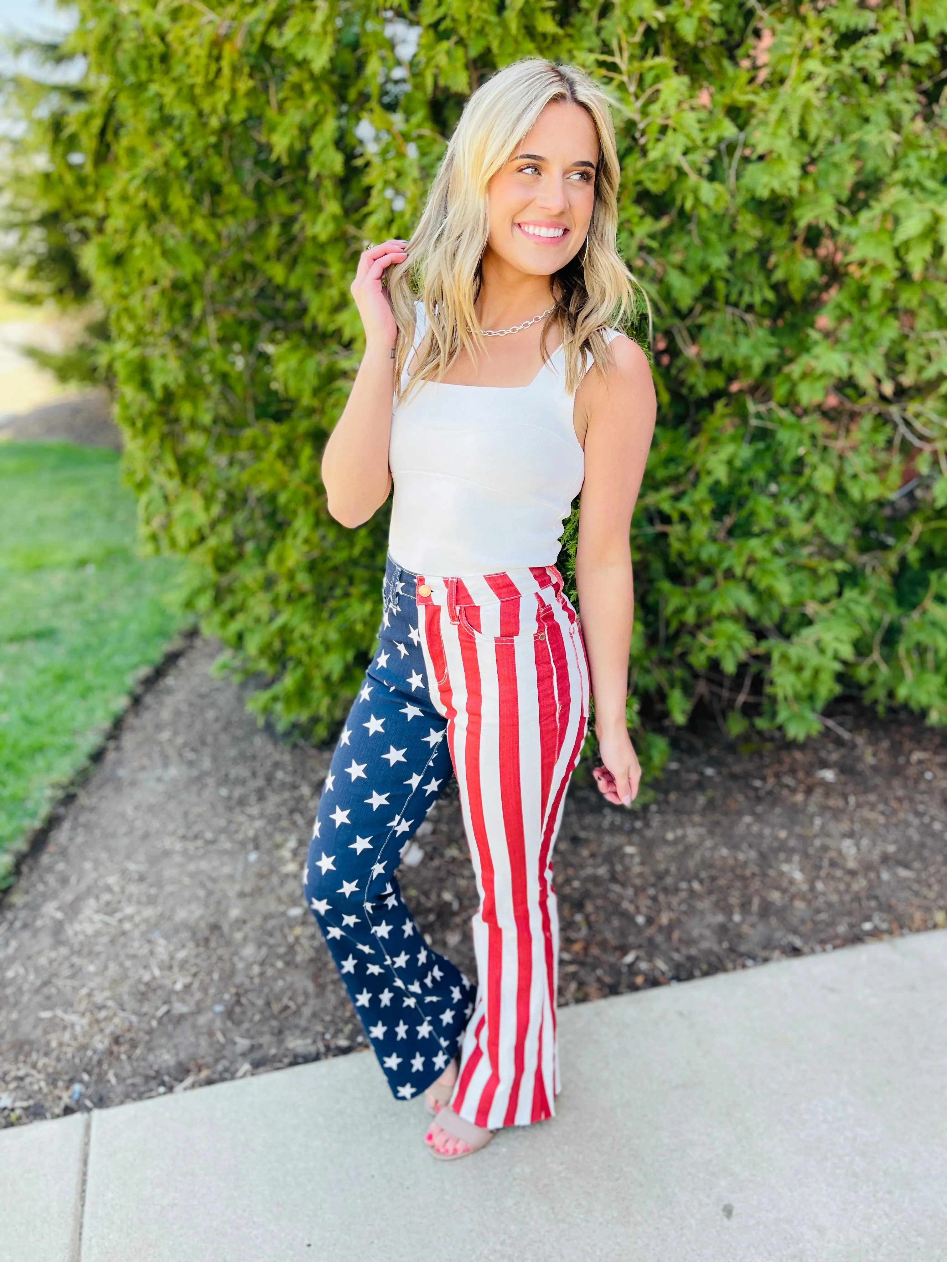 Judy Blue REG/CURVY Star Spangled Babe Flare Jeans