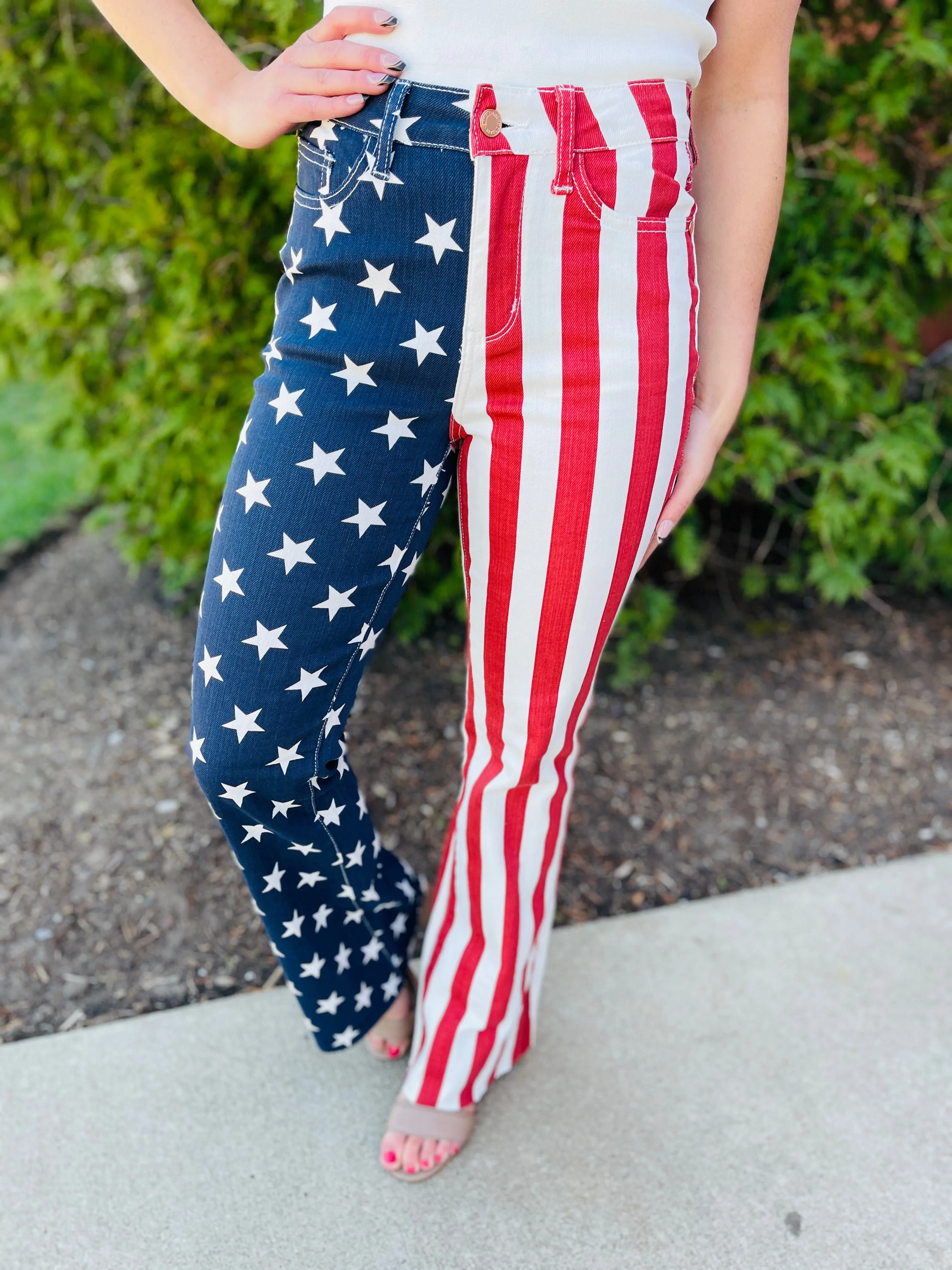 Judy Blue REG/CURVY Star Spangled Babe Flare Jeans