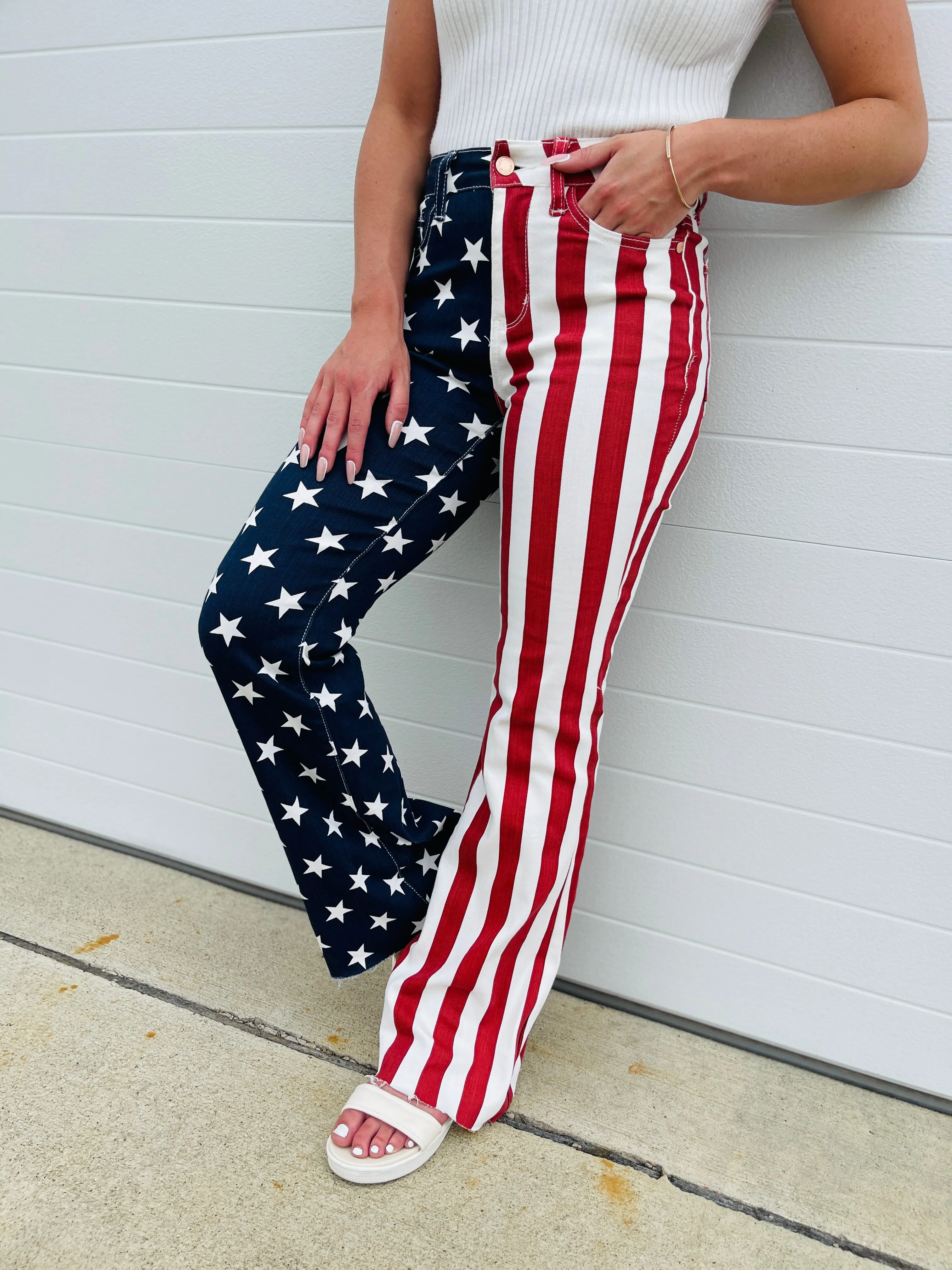 Judy Blue REG/CURVY Star Spangled Babe Flare Jeans