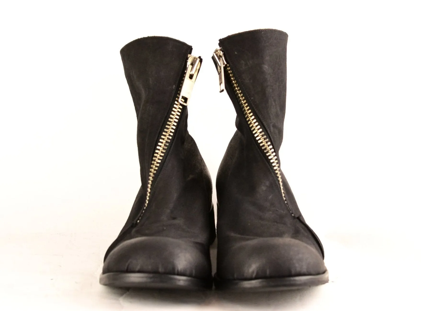 Black Canvas Spiral Zip Boot