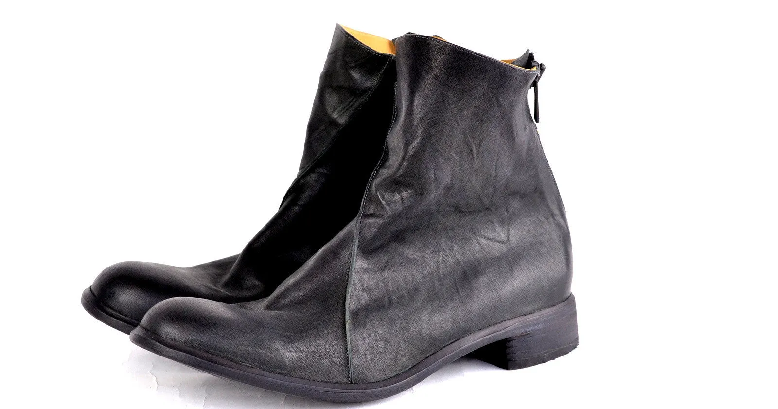 Zip Back Boot  |  Black